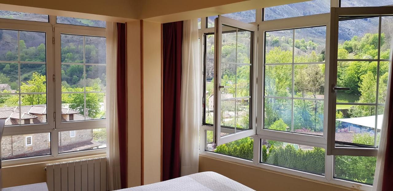 ארנאס דה קבראלס Hotel Naranjo De Bulnes מראה חיצוני תמונה