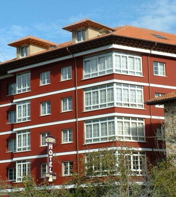 ארנאס דה קבראלס Hotel Naranjo De Bulnes מראה חיצוני תמונה